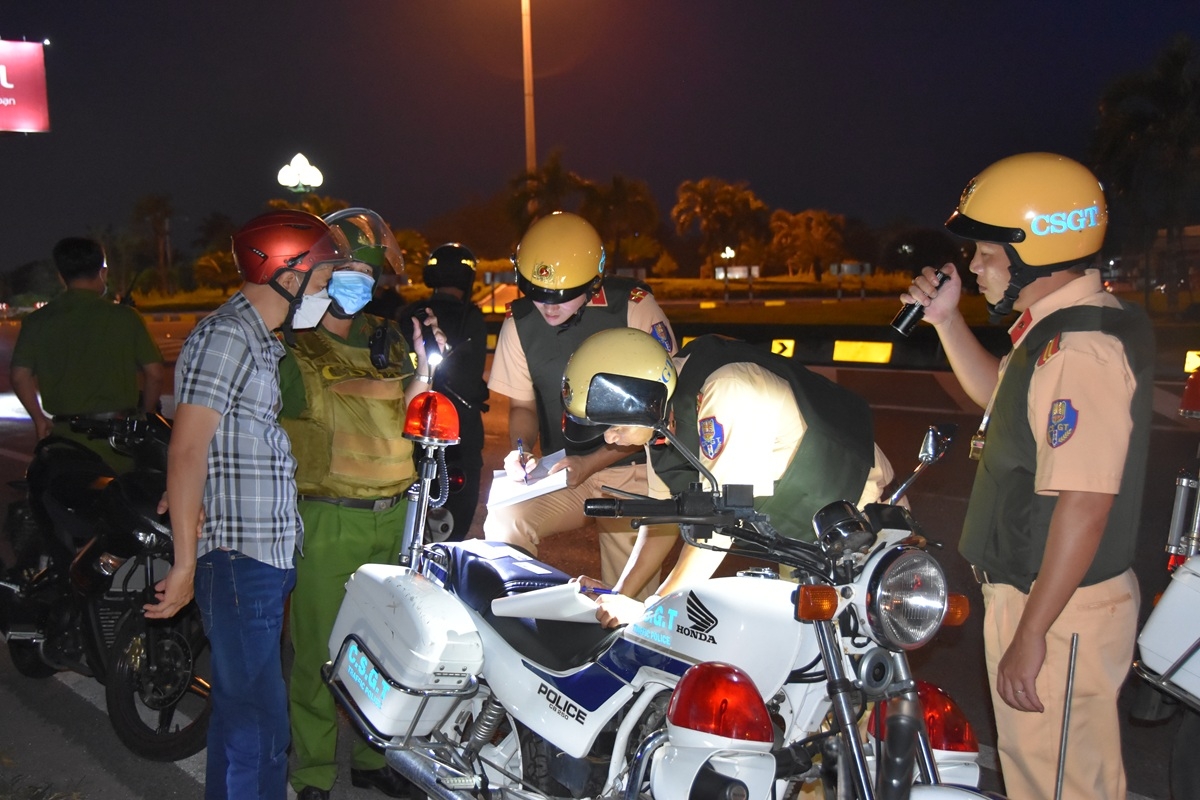 2 tháng cao điểm, Bình Thuận xử phạt vi phạm giao thông hơn 24,6 tỷ đồng